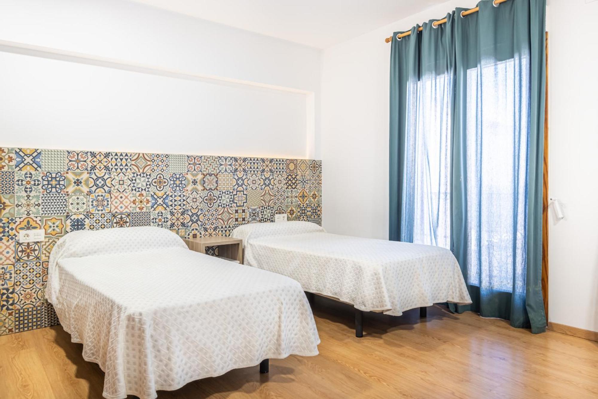Apartamentos El Castell Benidorm Old-Town Exterior foto
