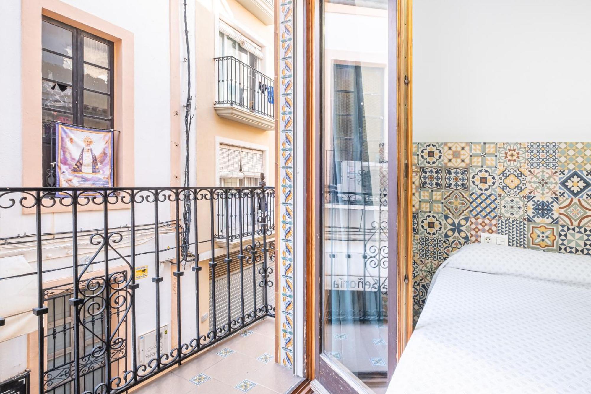 Apartamentos El Castell Benidorm Old-Town Quarto foto